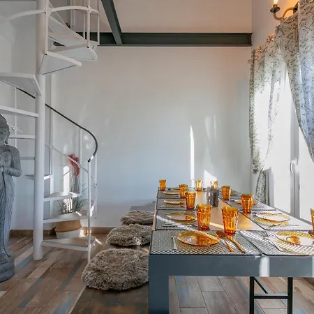 Duplex Templo Nevado Con 2 Parking Cubiertos Gratis Lägenhet